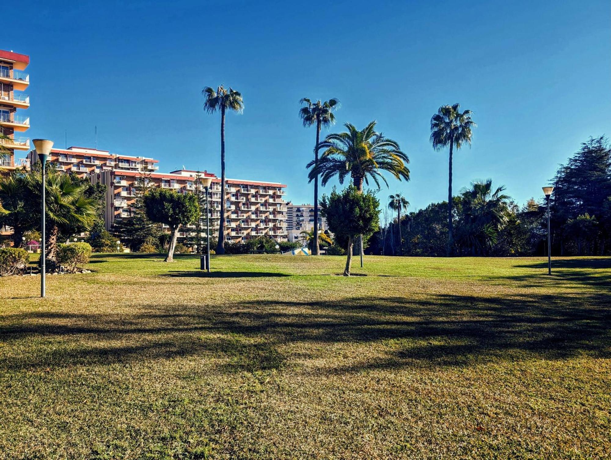 Estudio 19 Minerva Apartamentos-Piscina365-Playa-Wifi Benalmadena Bagian luar foto